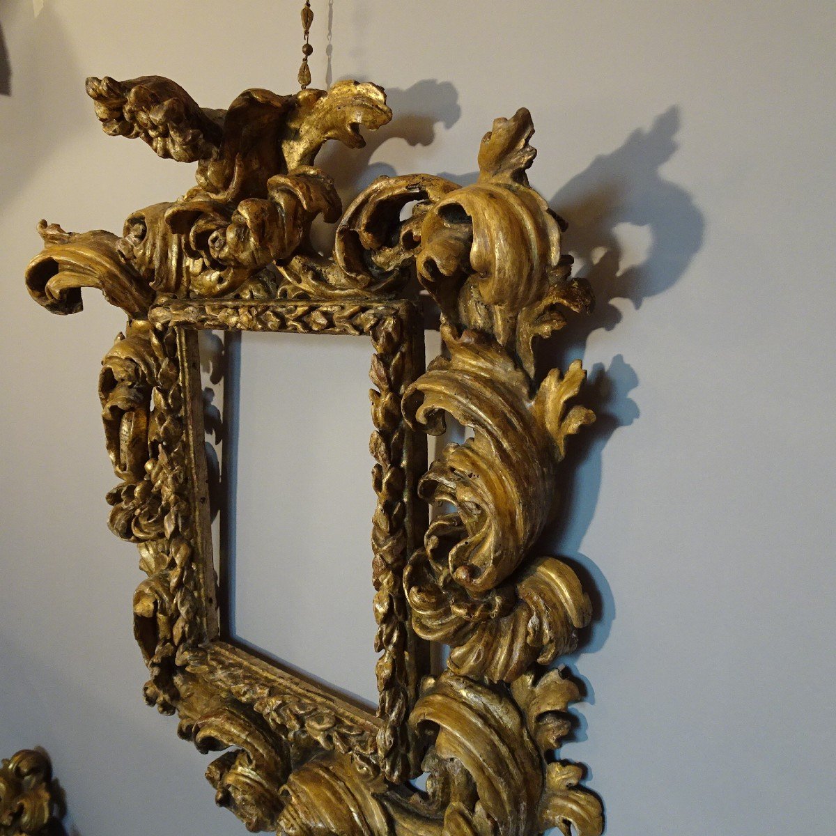 Cadre Émilien En Bois Sculpté Et Doré XVIIe Siècle-photo-3