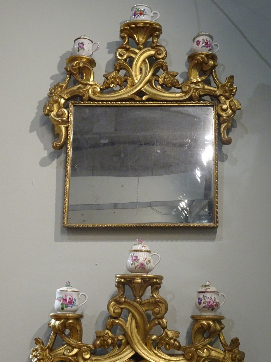 18th-century Gilded Wooden Mirrors With Shelves For Porcelain-photo-3