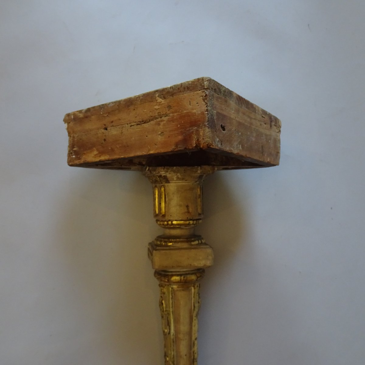 Louis XVI-style Corner Console Table In Lacquered And Gilded Wood -photo-1