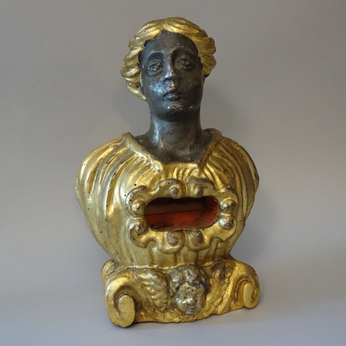 Buste-reliquaire en bois doré, XVIIIe siècle-photo-3
