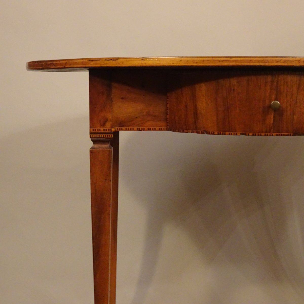 Table ovale Louis XVI de Toscane, XVIIIe siècle-photo-2