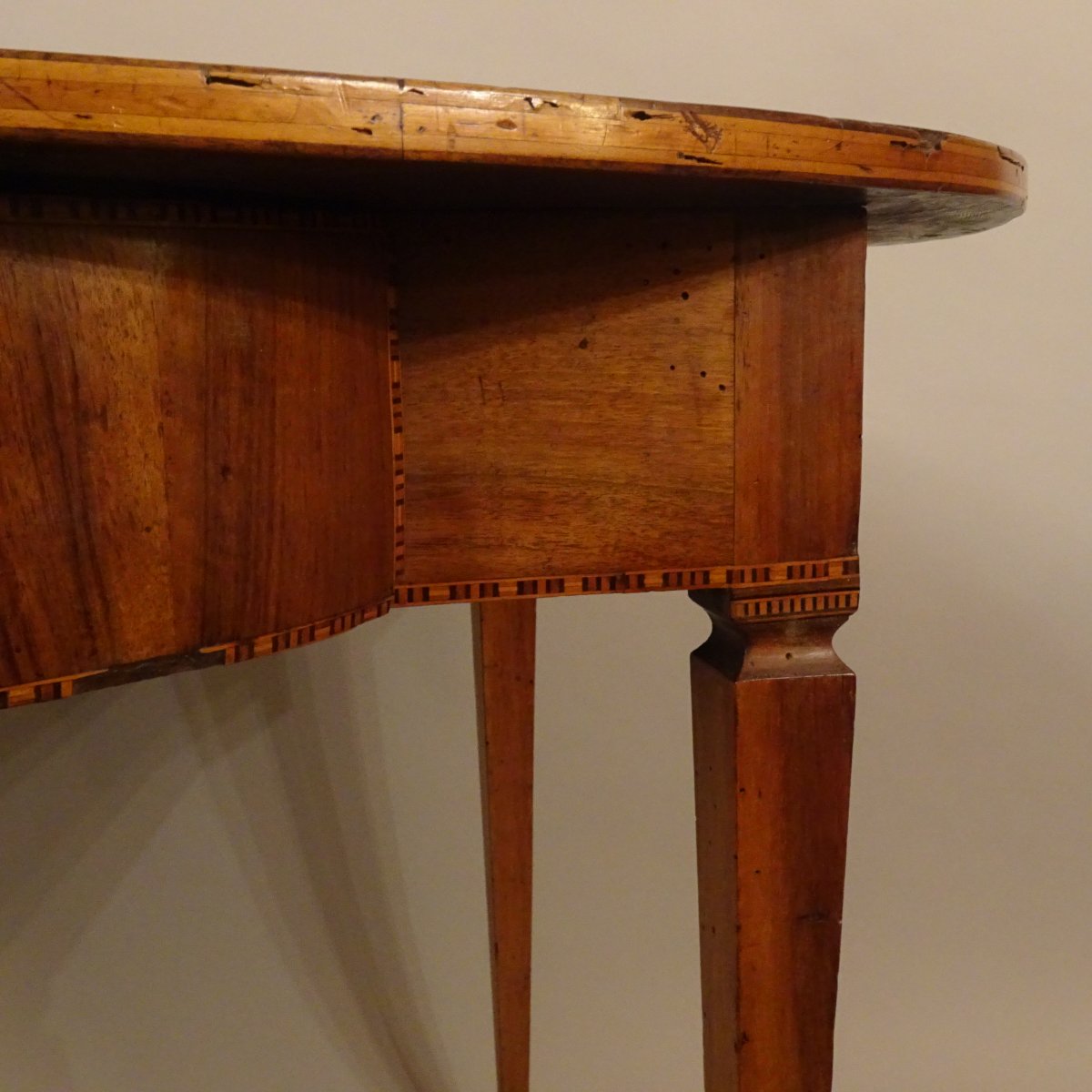 Table ovale Louis XVI de Toscane, XVIIIe siècle-photo-3