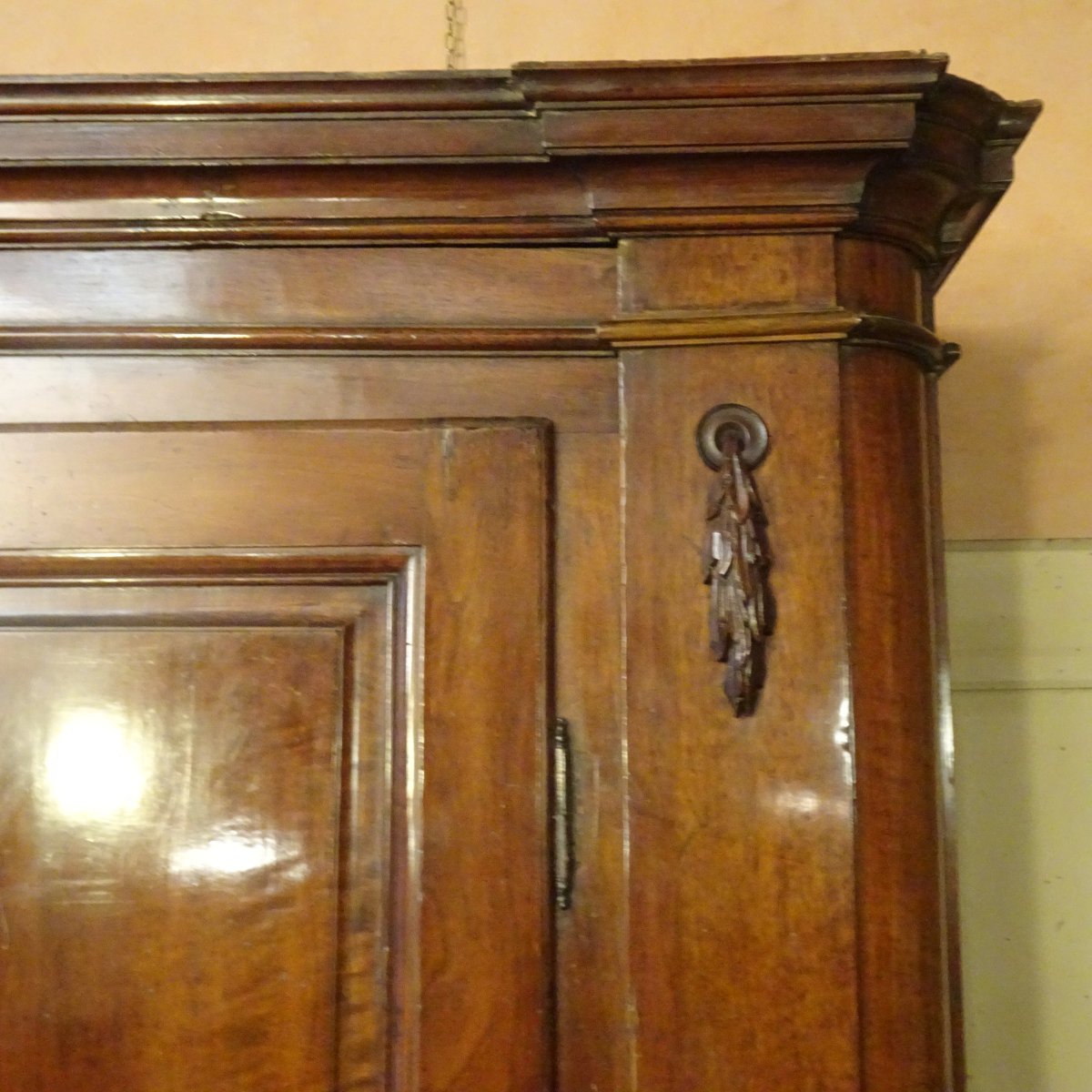 Buffet émilien en noyer du XVIIIe siècle-photo-6