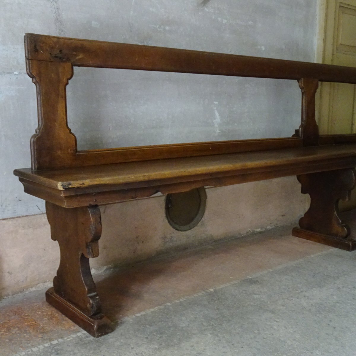 Large 17th-century Emilian Walnut Bench-photo-4