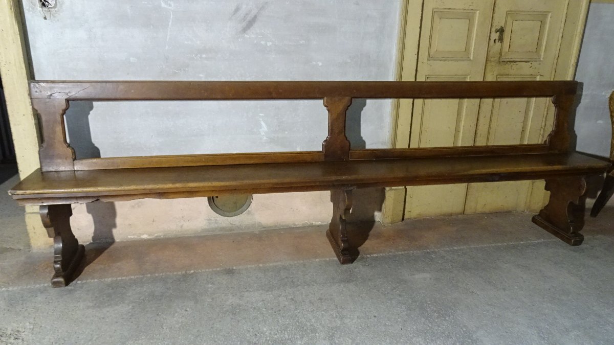 Large 17th-century Emilian Walnut Bench