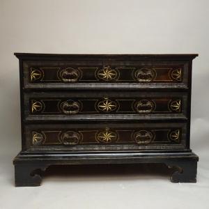 Commode Lombarde En Bois Noirci Et Marqueté, Fin Du XVIIe Siècle