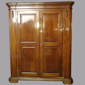 18th-century Emilian Walnut Sideboard
