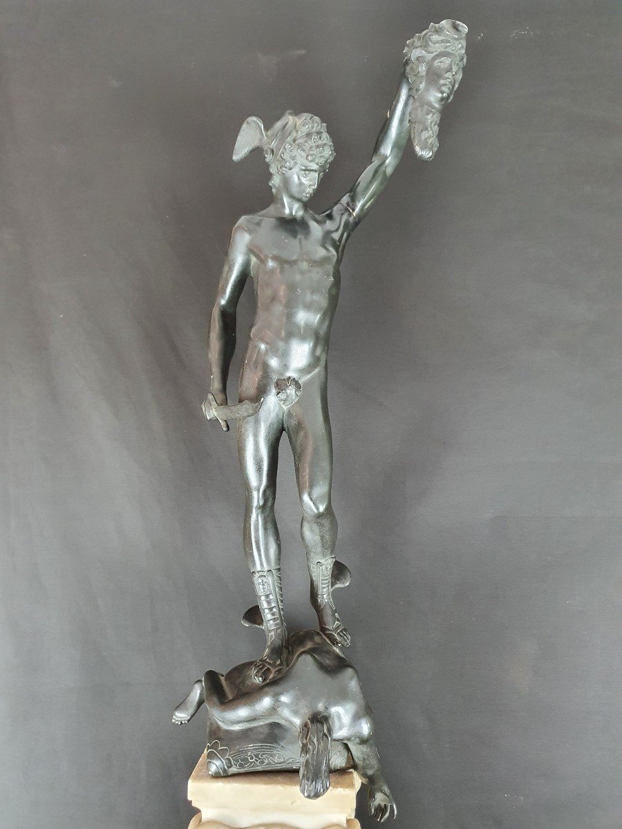 Perseus With The Head Of Medusa, 19th Century Bronze-photo-3