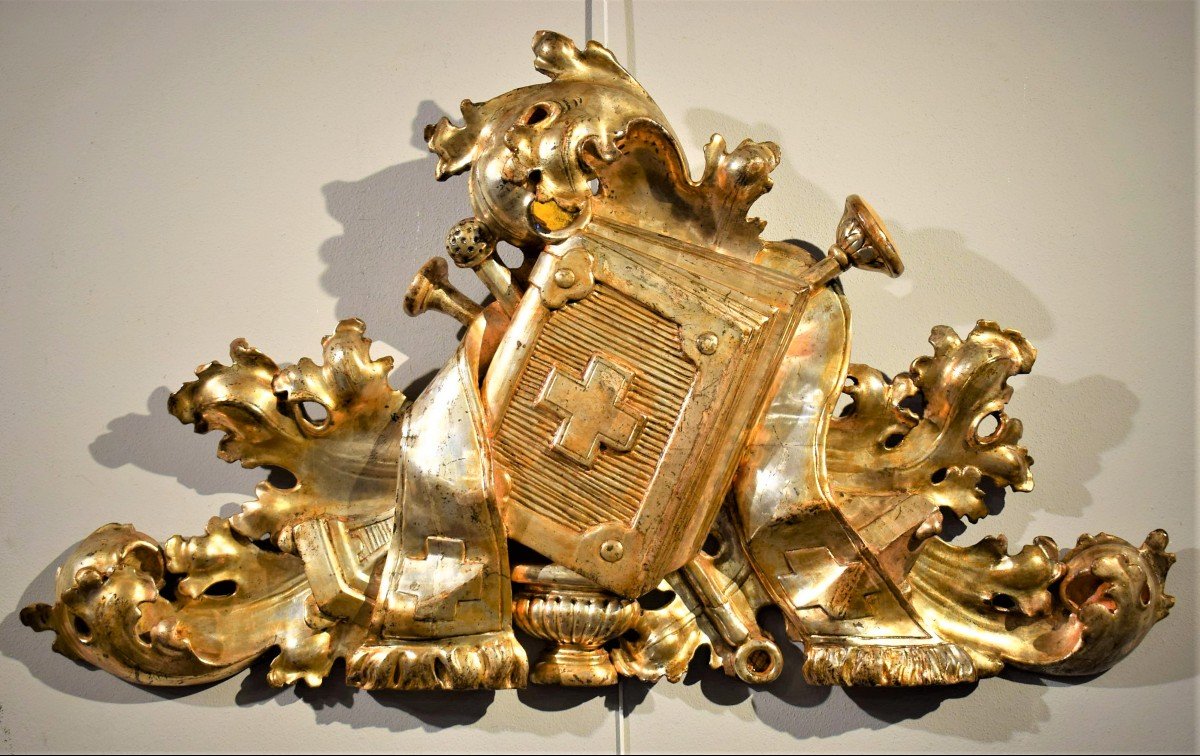  Couronnement De Chaire Baroque En Bois Sculpté Et Doré 