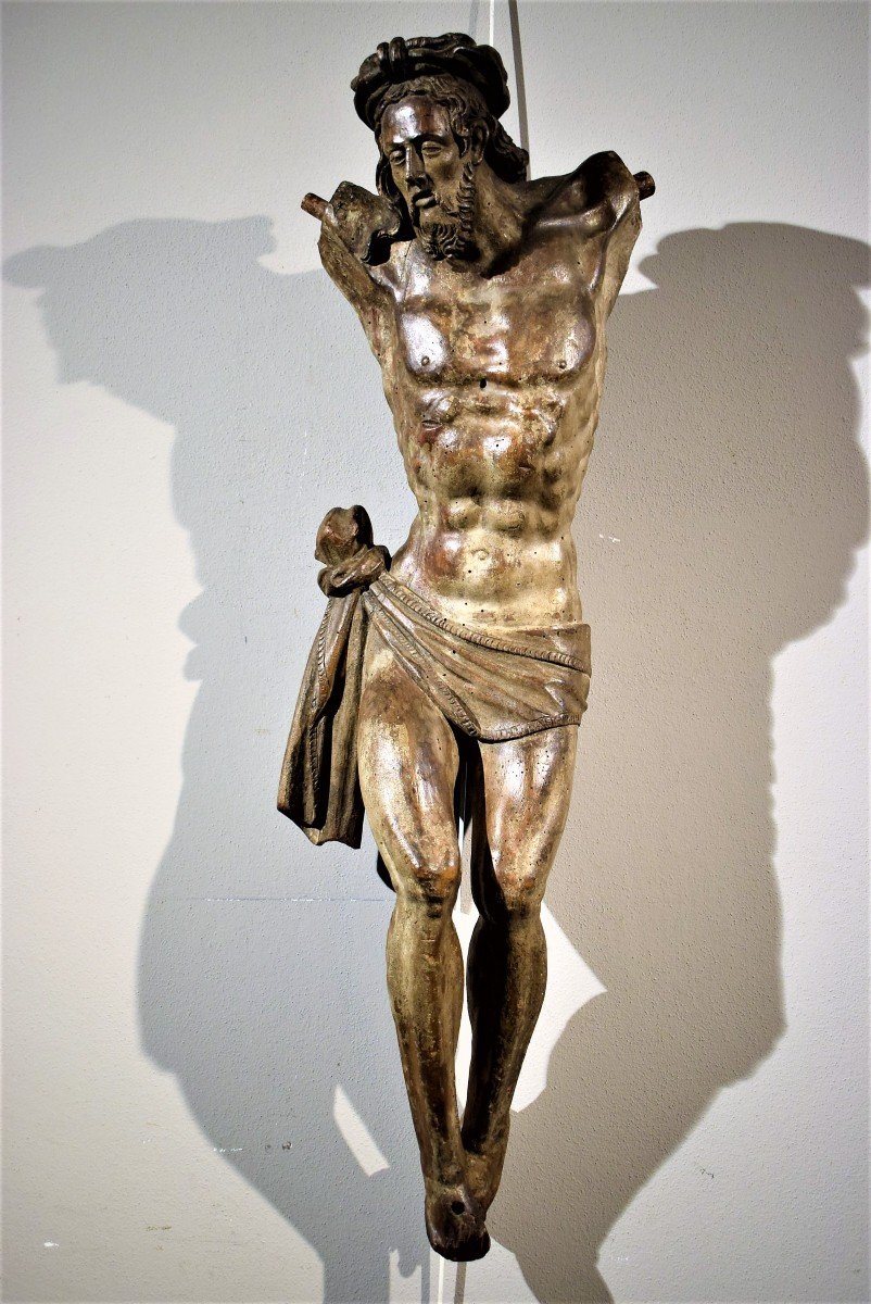 Christ Crucified Sixteenth Century In Wood-photo-1