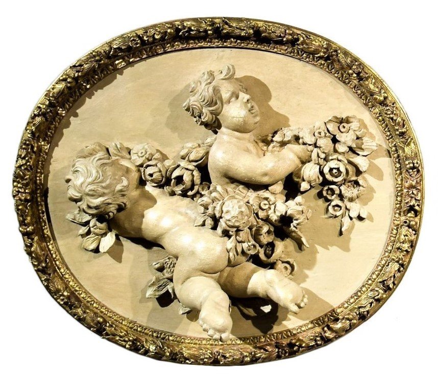 Paire de rares frises ovales en bois sculpté et laqué  France  Louis XV-photo-2