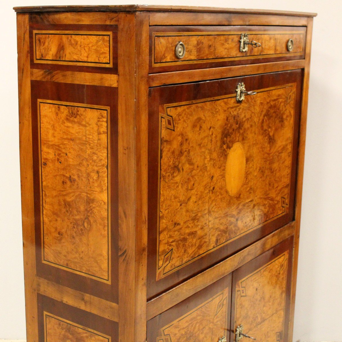 Ancien Secrétaire d'époque Louis XVI en noyer et marqueterie - 18ème-photo-2