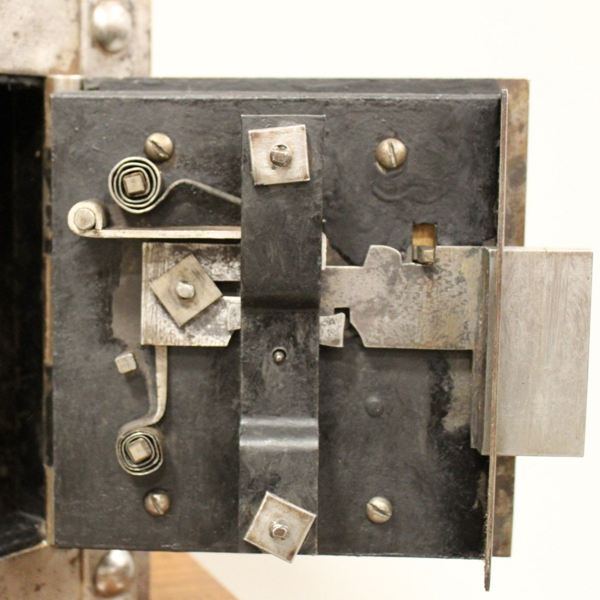 Antique Studded Safe Strongbox – Italy 19th-photo-4