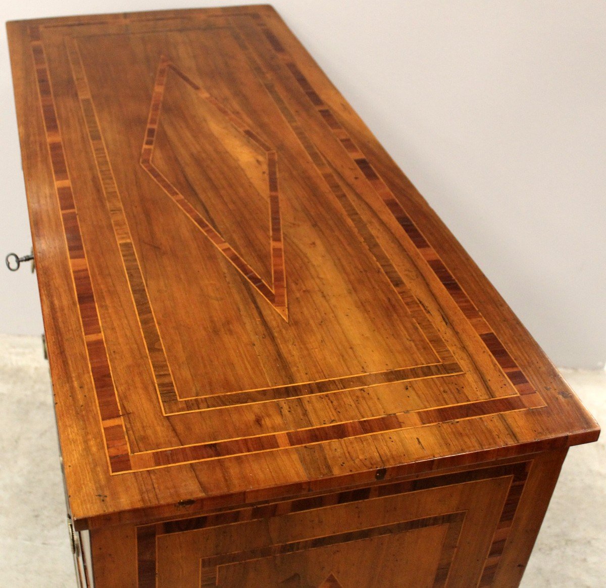 Antique Chest Of Drawers Dresser In Walnut And Marquetry - Italy 18th Tarsia Rolo-photo-3