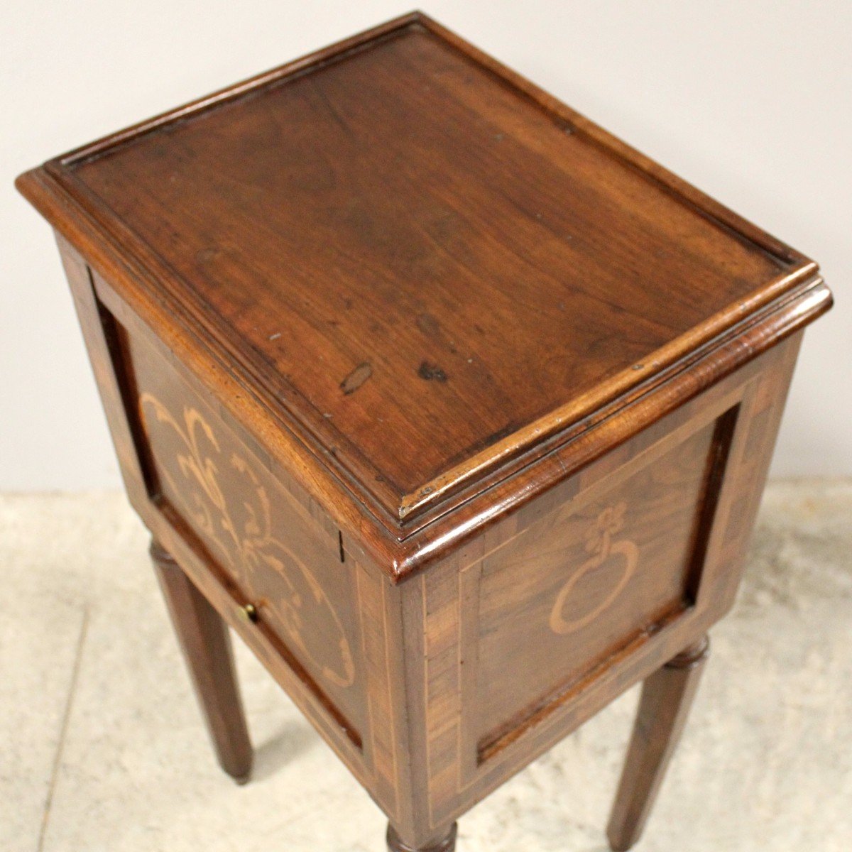 Antique Louis Philippe Bedside Nightstand Table In Walnut And Marquetry - Italy 19th-photo-5