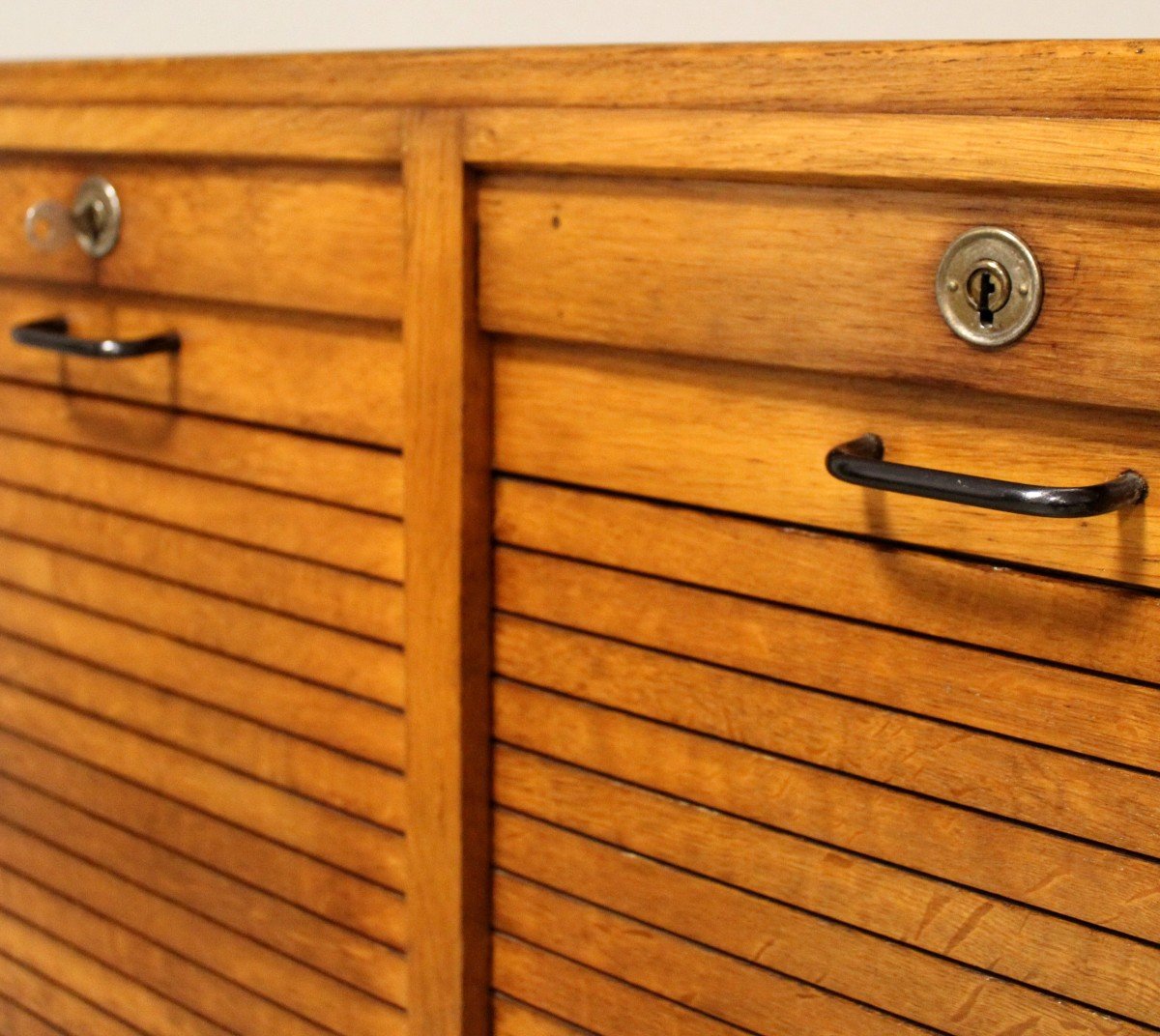 Antique Binder Rolling Curtain Filing Cabinet In Oak-photo-3