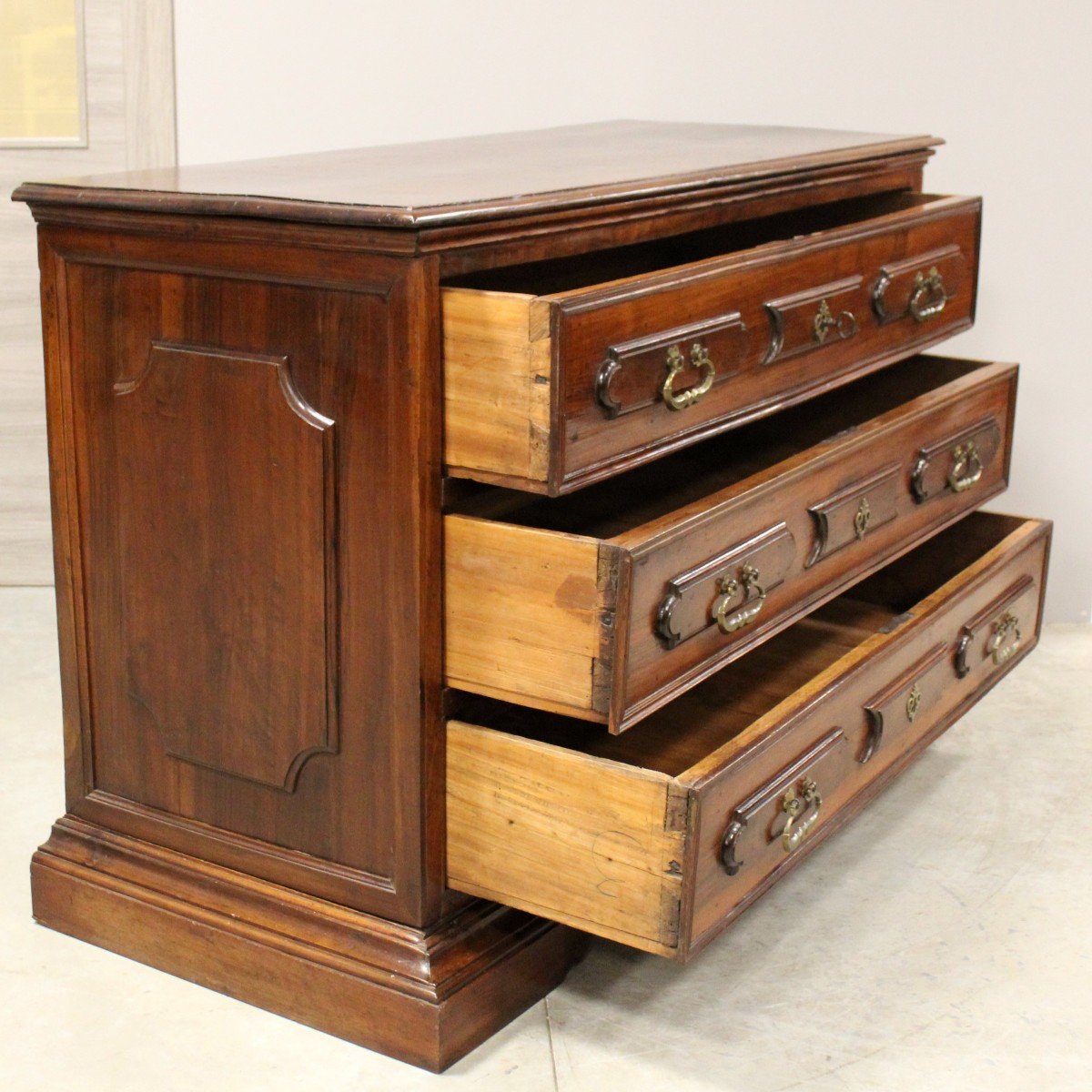 Antique Dresser Chest Of Drawers Canterano In Walnut – Italy 17th-photo-4