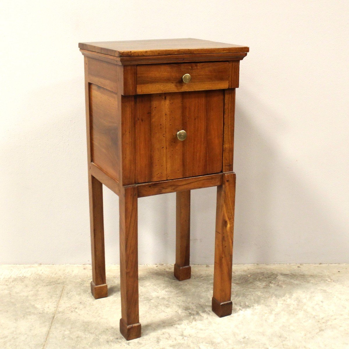 Ancien table de chevet d'époque Empire en noyer - Italie 19ème