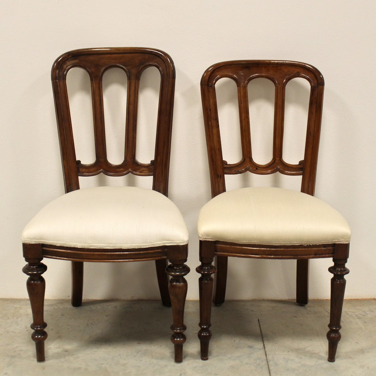 Ancien suite de 6 chaises d'époque Louis Philippe en noyer - Italie 19ème-photo-1