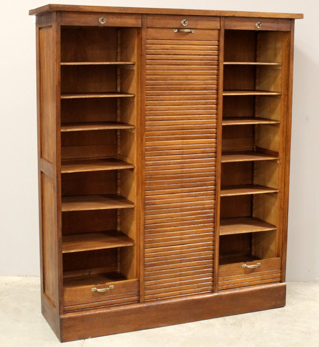 Antique Binder Rolling Curtain Filing Cabinet In Oak-photo-3