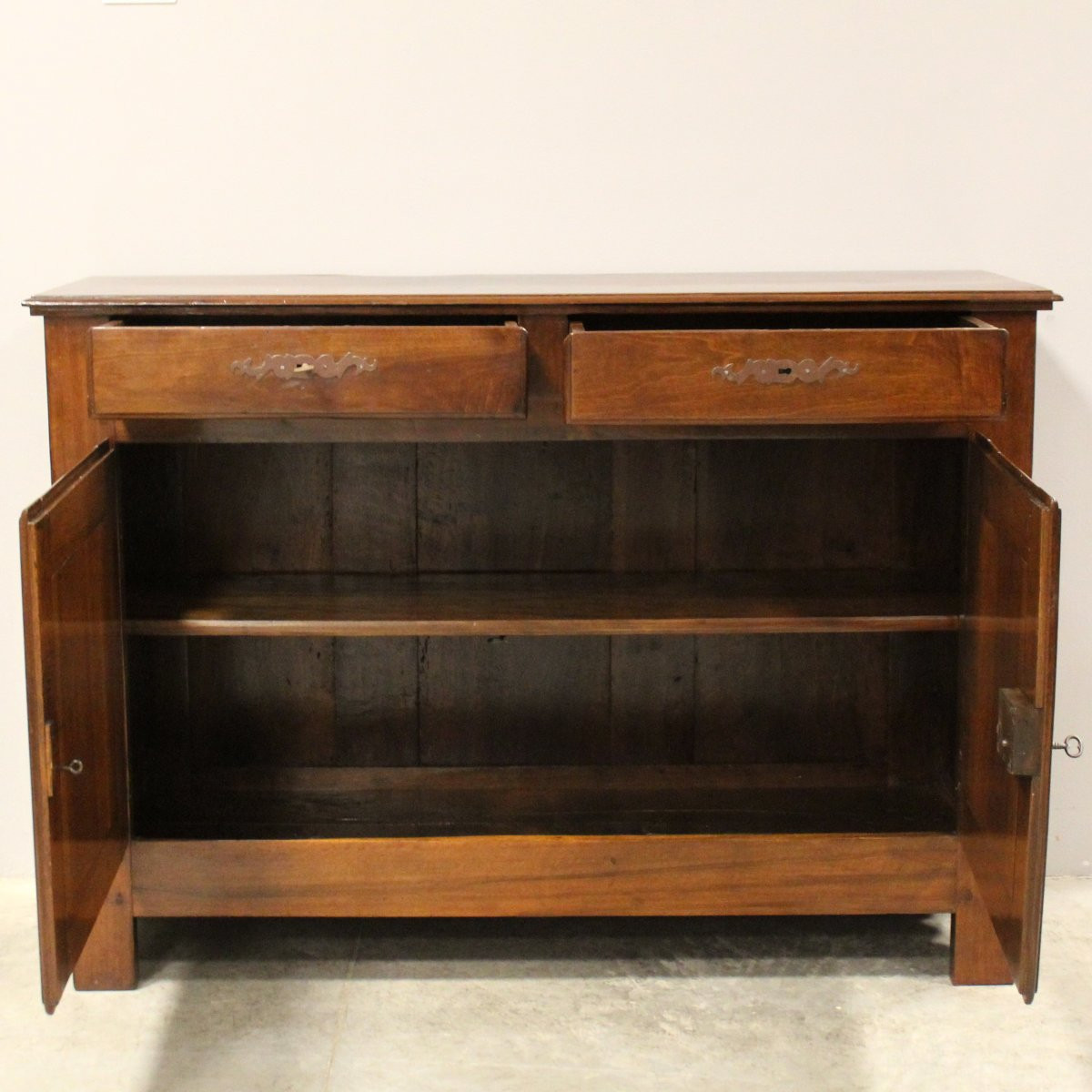 Ancien buffet en noyer - 18ème-photo-1
