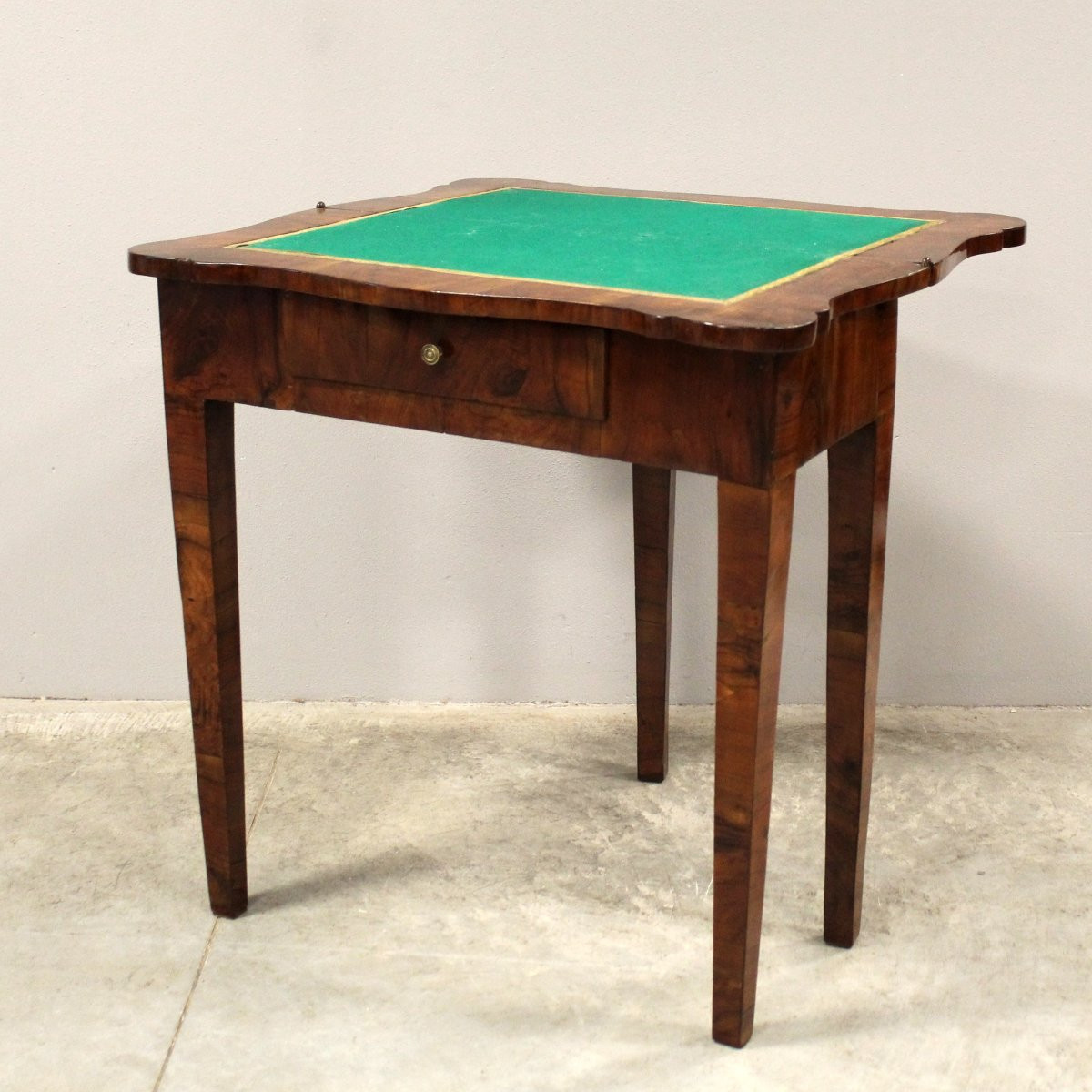 Ancien console table à jeux en noyer et marqueterie - Italie 18ème-photo-5