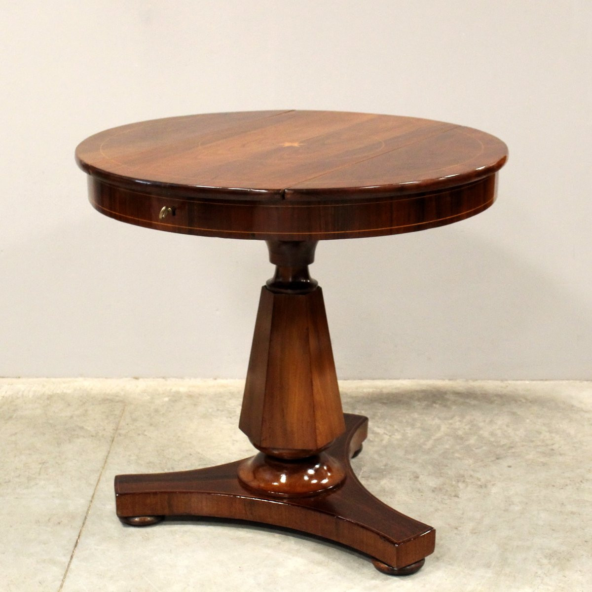 Ancien table ronde d'époque Charles X en noyer et marqueterie - Italie 19ème-photo-2