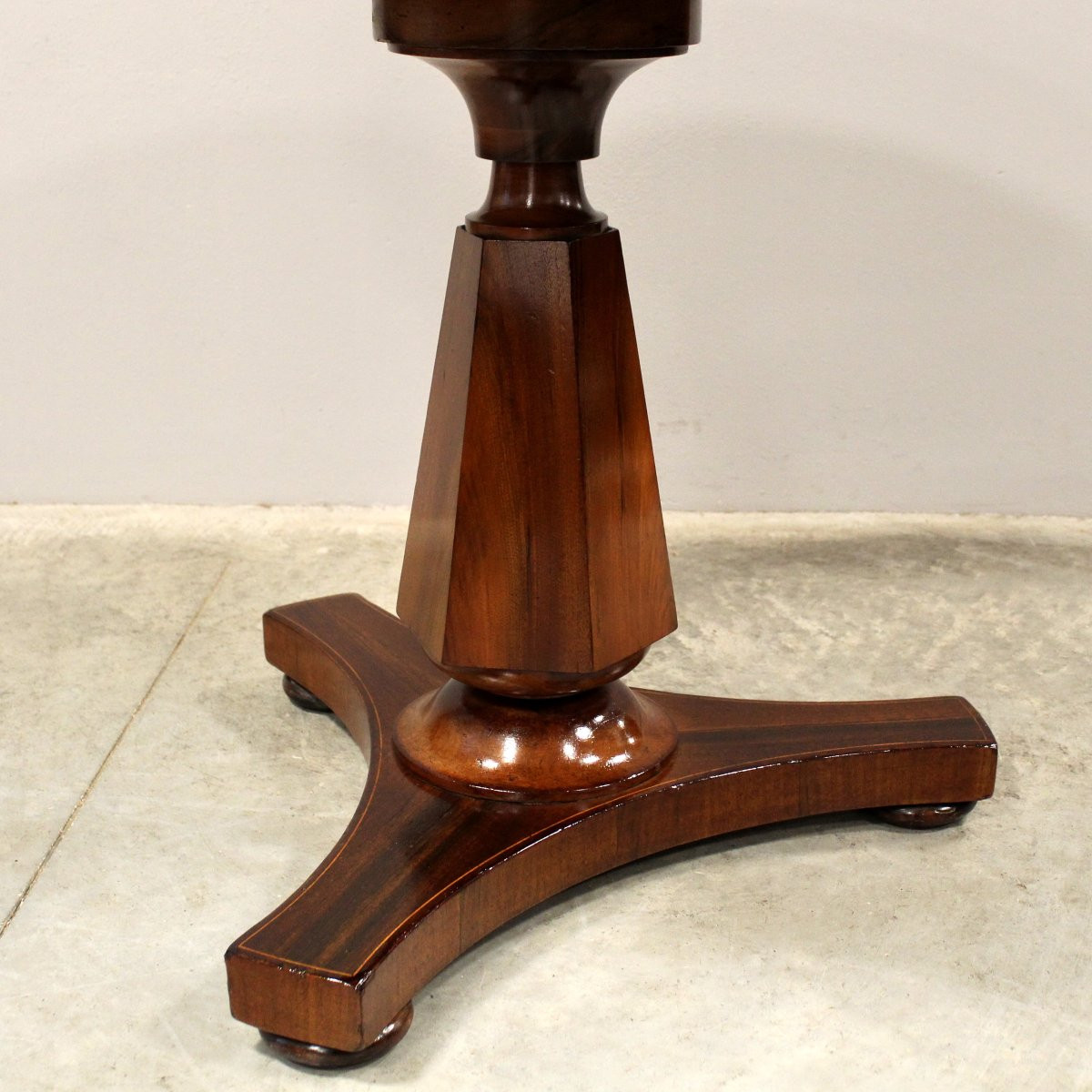 Ancien table ronde d'époque Charles X en noyer et marqueterie - Italie 19ème-photo-8