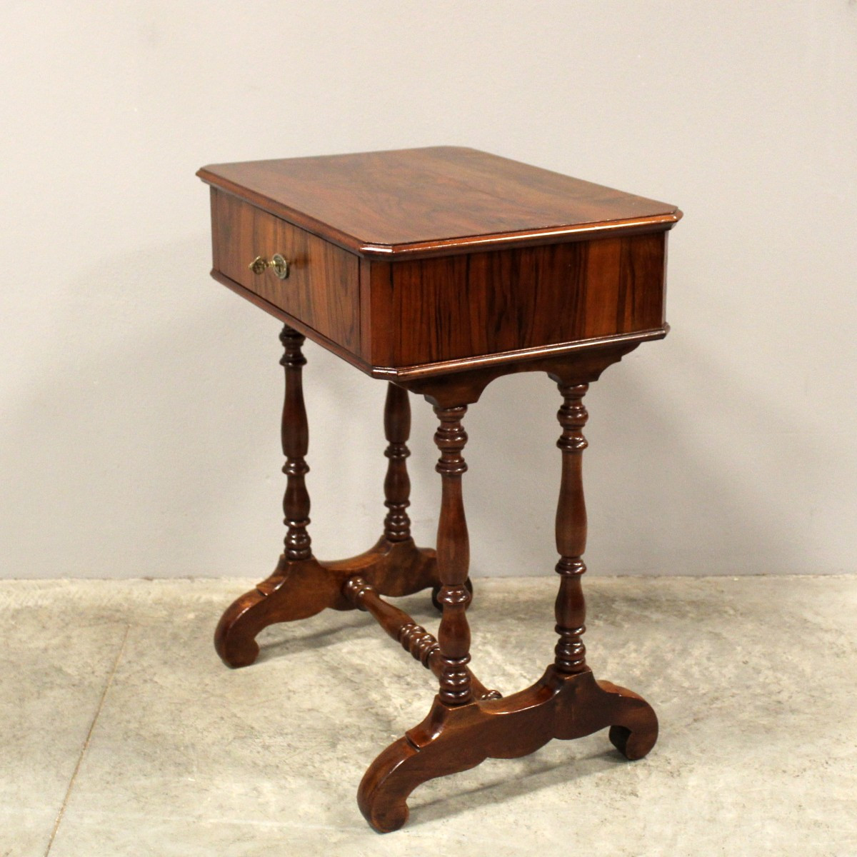 Antique Louis Philippe Small Table In Walnut - 19th-photo-4