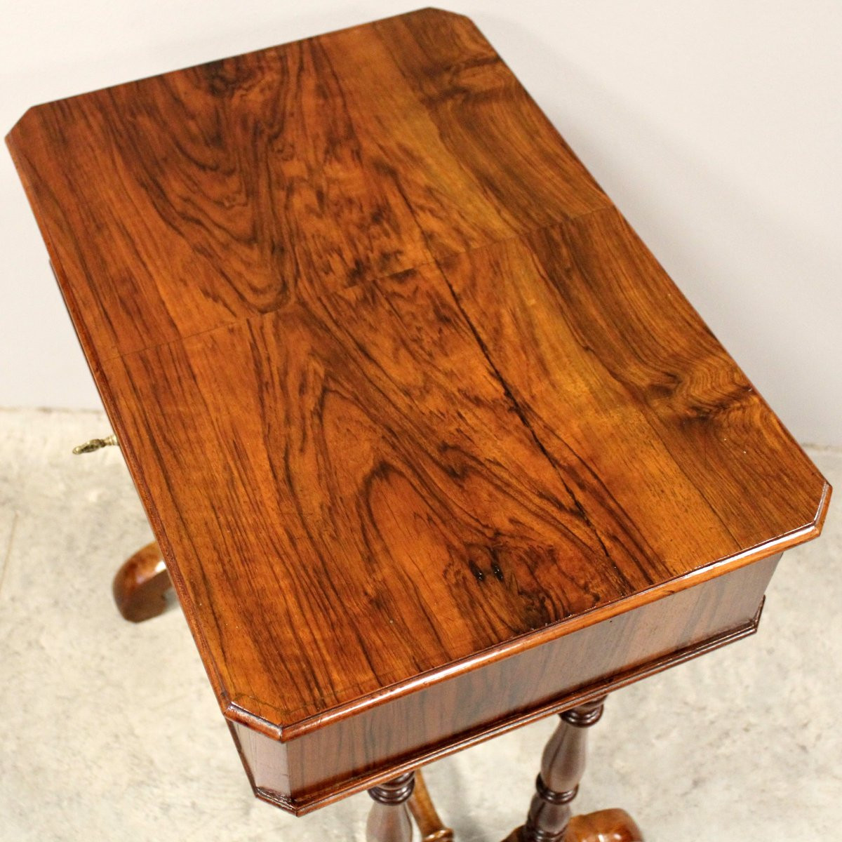 Antique Louis Philippe Small Table In Walnut - 19th-photo-4