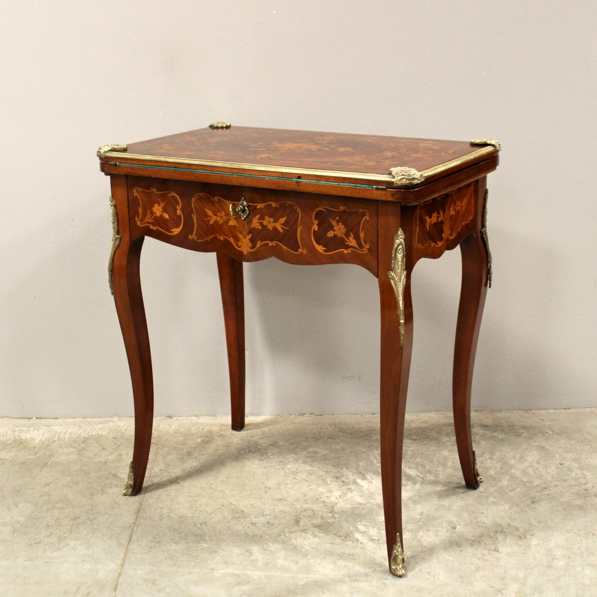 Ancien table à jeux à écrire d'époque Napoleon III en marqueterie - 19ème