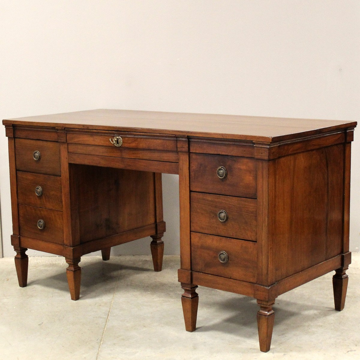 Antique Louis XVI. Table Writing Desk In Walnut - Italy 18th