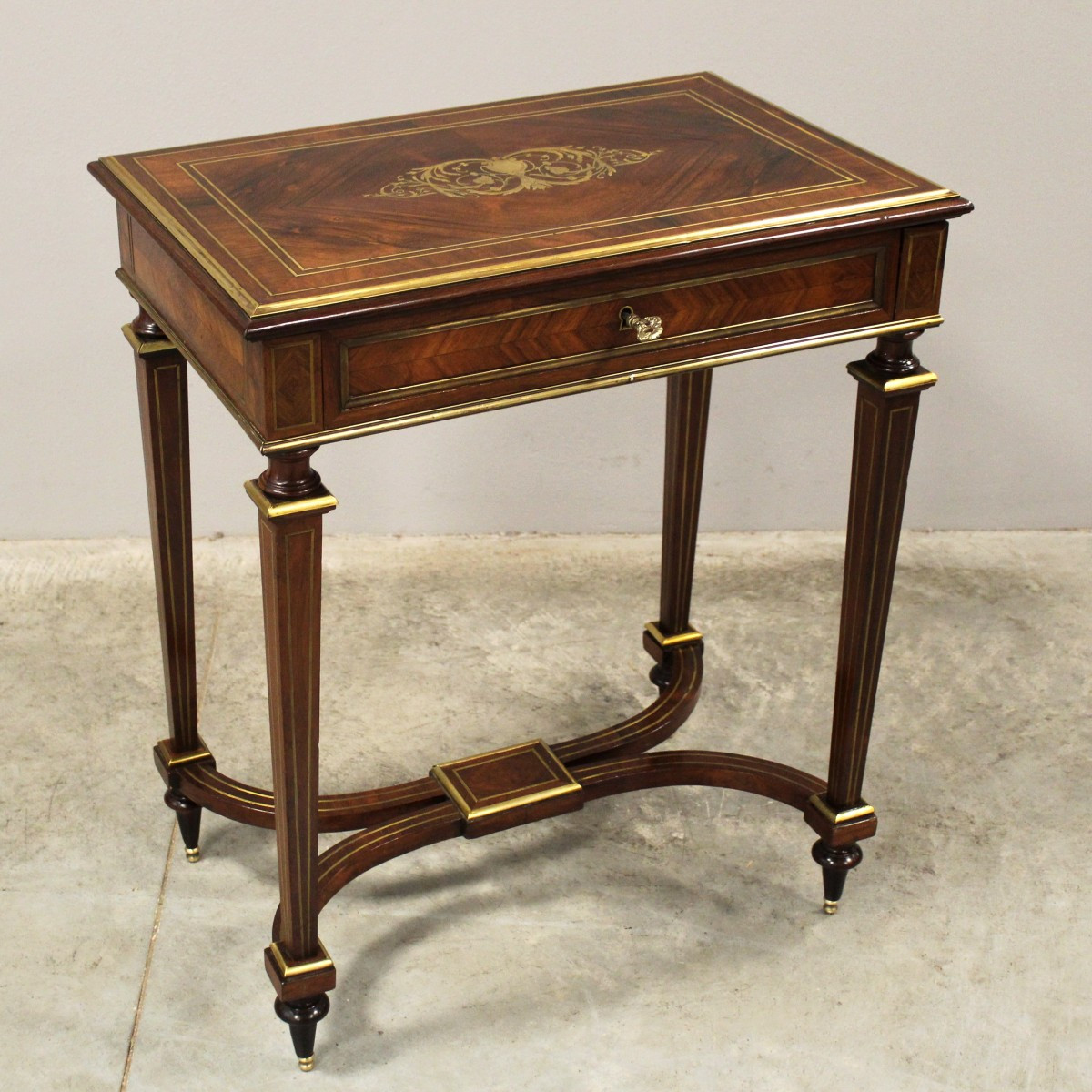 Antique Napoleon III Small Table In Rosewood And Marquetry - 19th