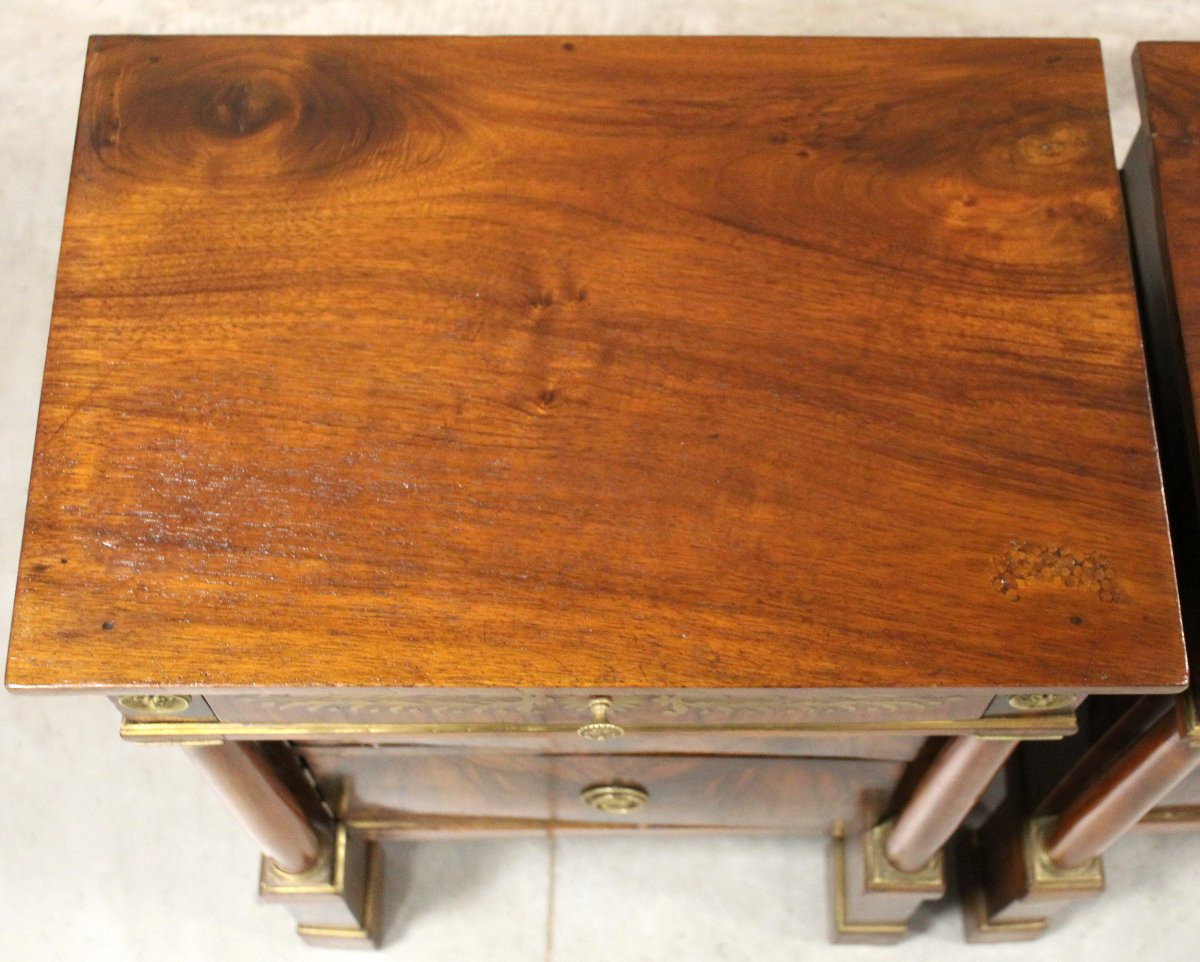 Antique Pair Of Empire Bedsides Nightstands Tables In Walnut And Brass Marquetry - Italy 19th-photo-4