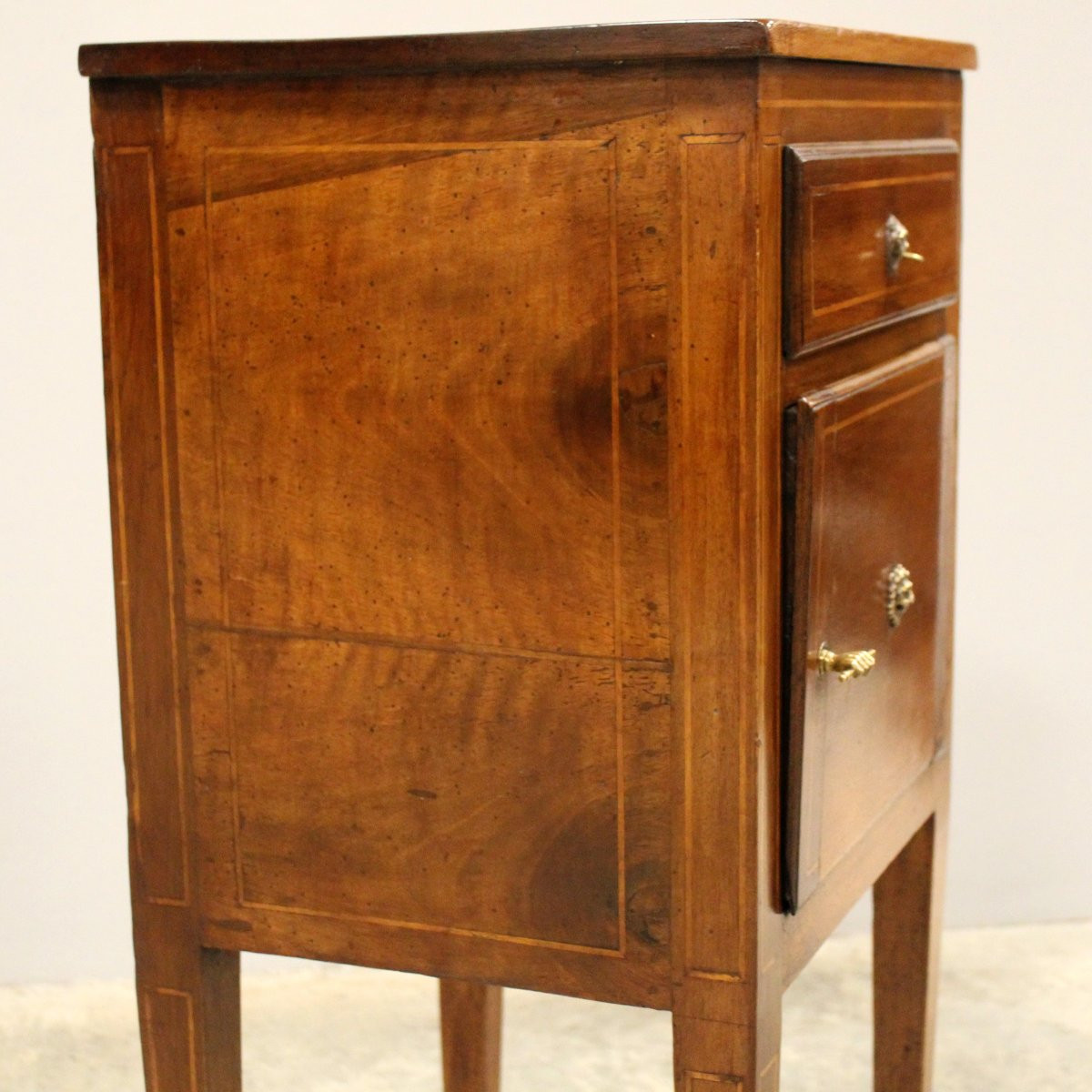 Antique Directoire Bedside Table Cabinet In Walnut And Marquetry - Italy 18th-photo-5