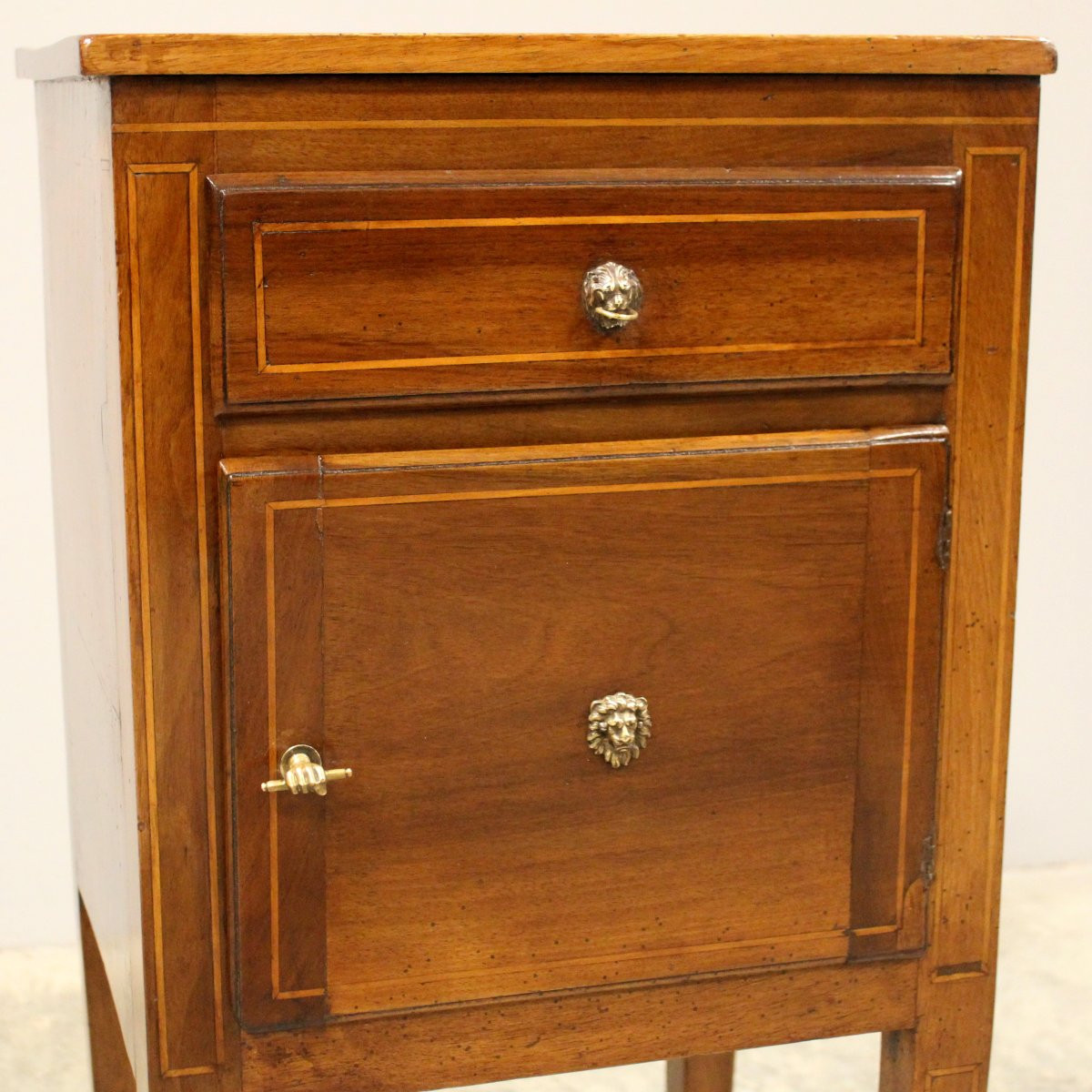 Antique Directoire Bedside Table Cabinet In Walnut And Marquetry - Italy 18th-photo-7