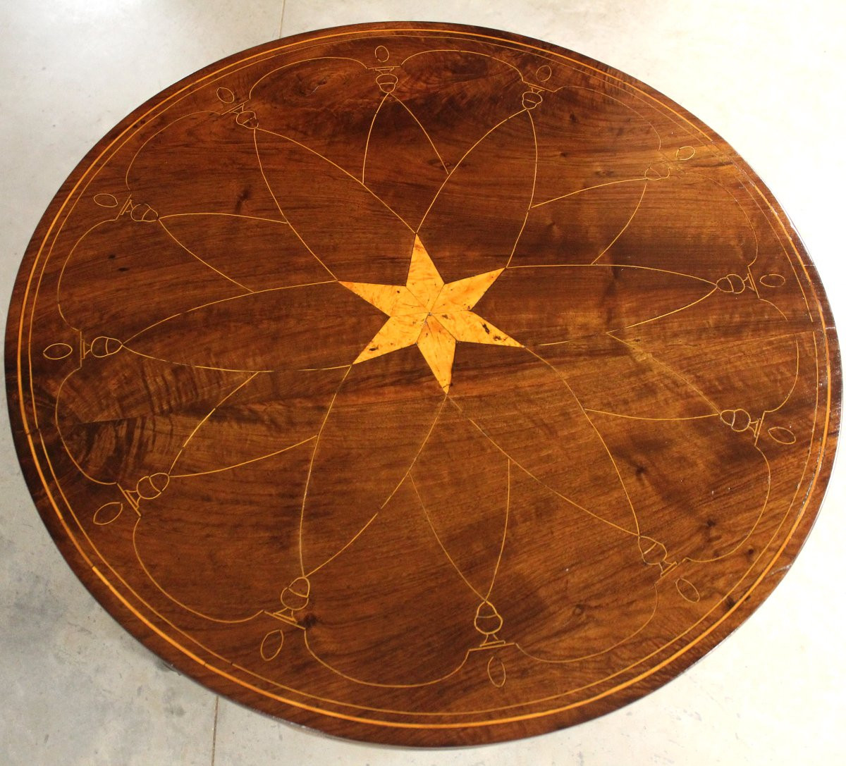 Ancien table ronde d'époque Empire en noyer et marqueterie - Italie 19ème-photo-1