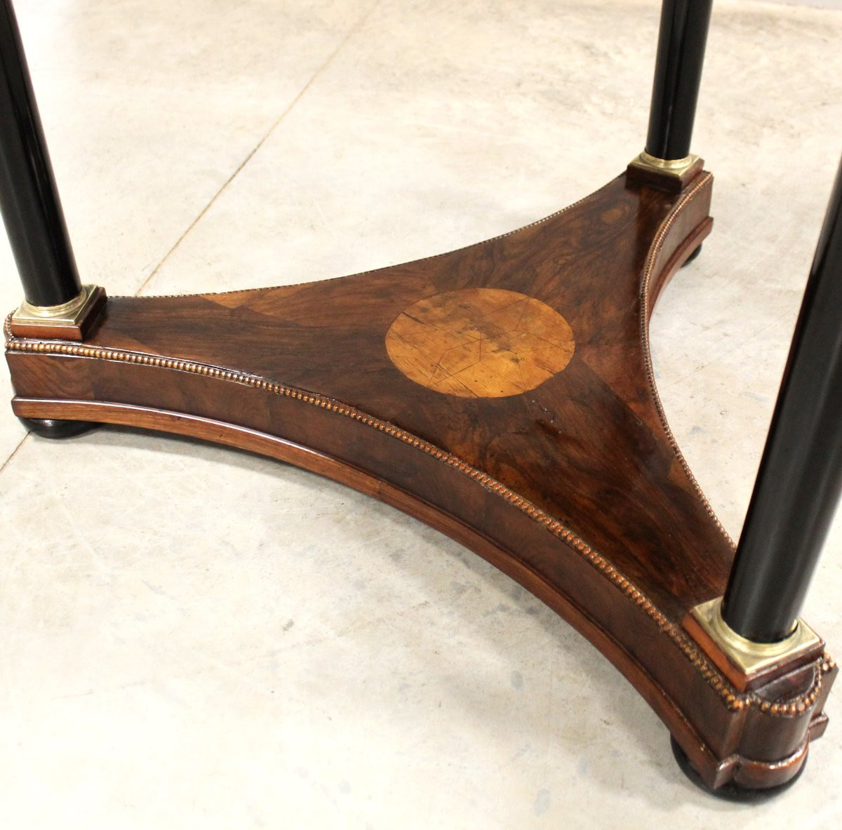 Ancien table ronde d'époque Empire en noyer et marqueterie - Italie 19ème-photo-6