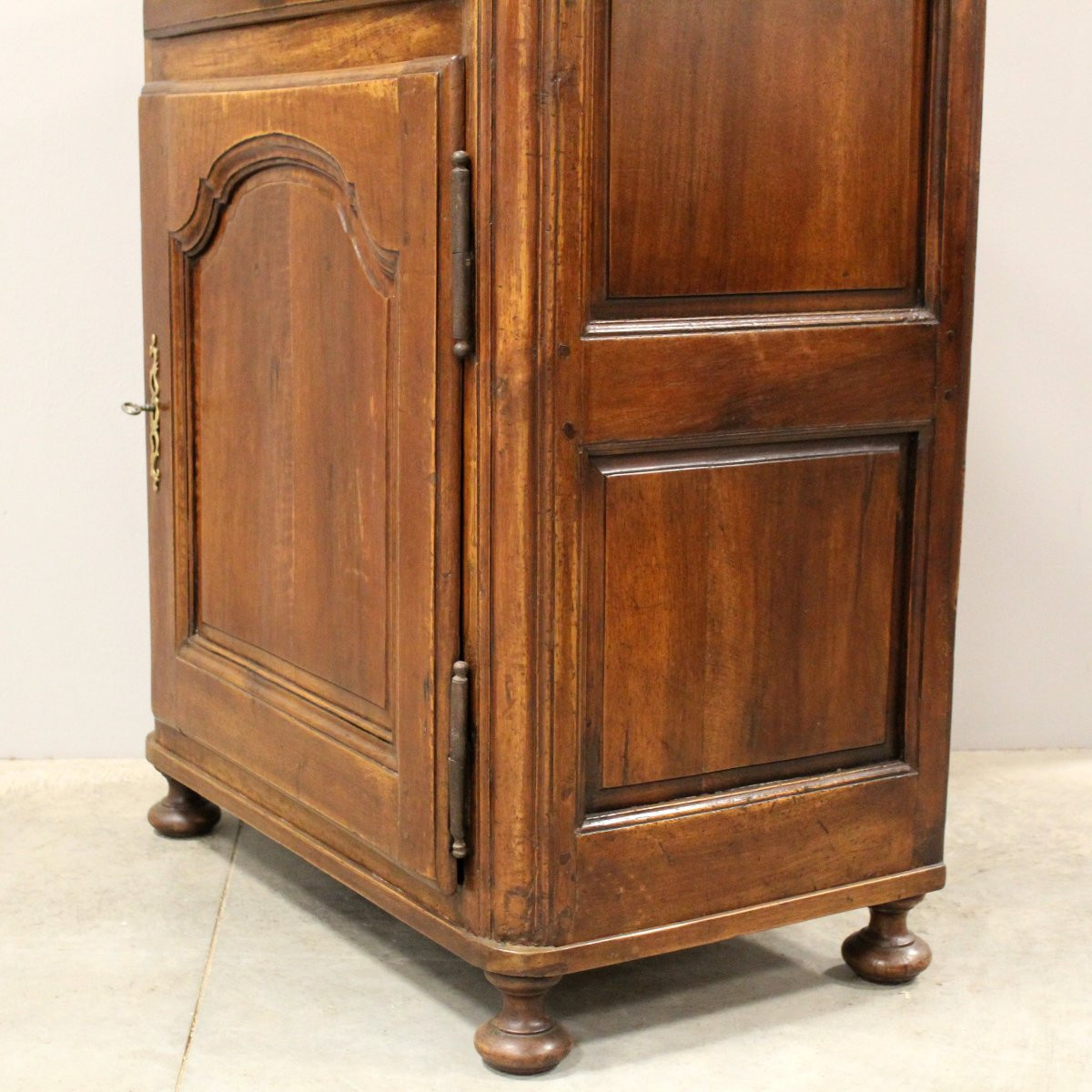 Ancien buffet 1 porte d'époque Louis XV en noyer - 18ème-photo-7