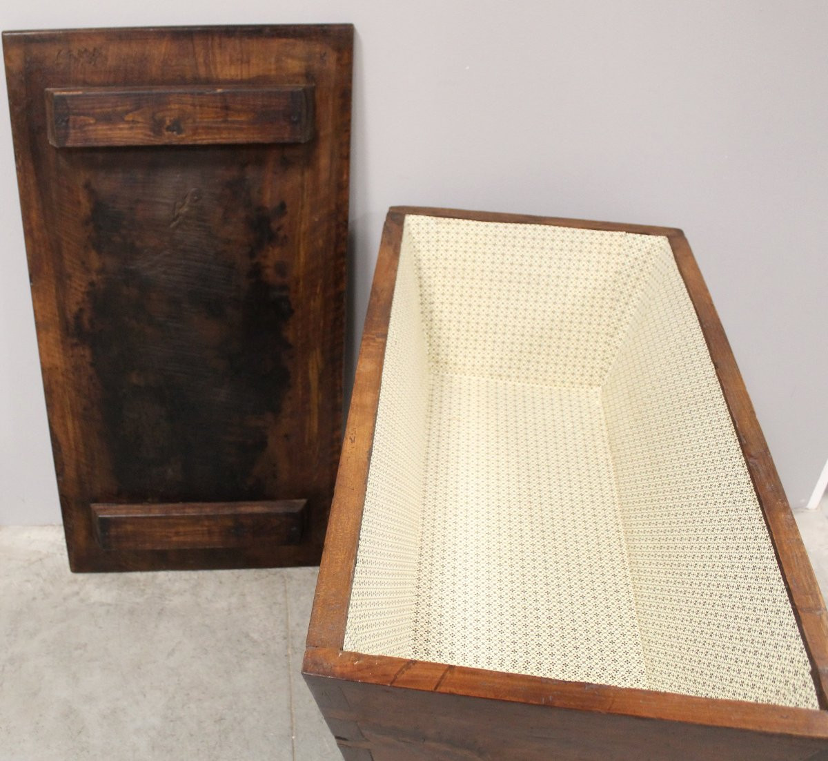Antique Louis XV Cupboard Chest  In Walnut And Cherrywood - 18th-photo-6