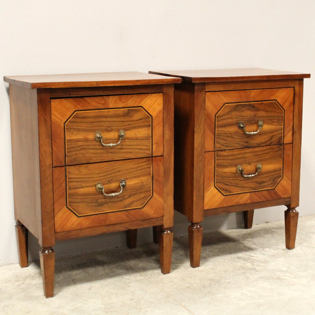 Antique Pair Of Louis XVI Bedsides Nightstands Tables In Walnut And Marquetry - Italy 18th-photo-2