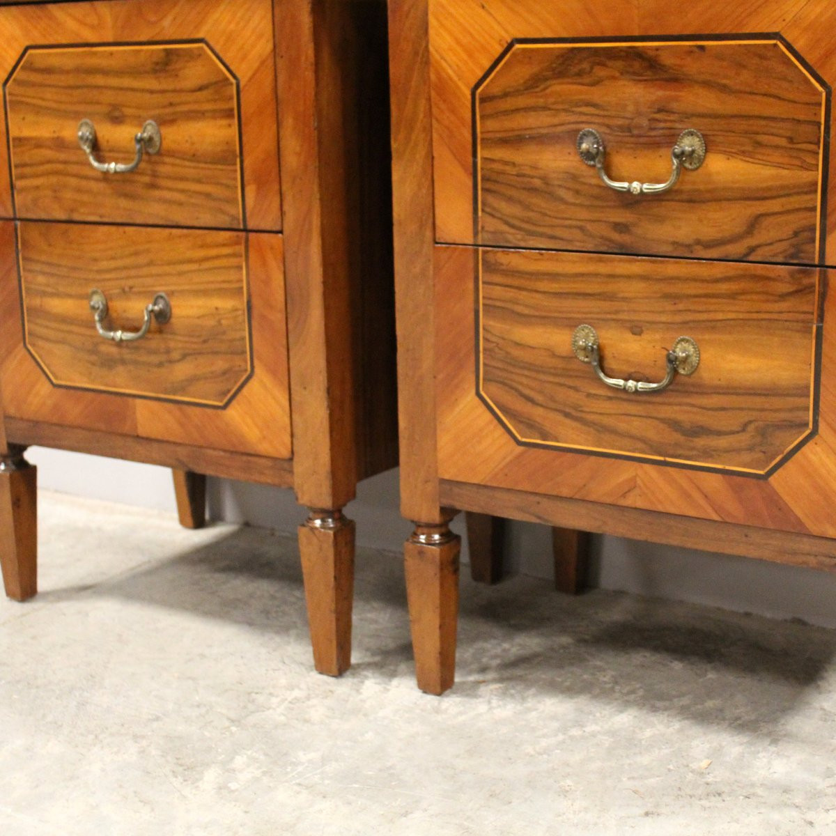 Antique Pair Of Louis XVI Bedsides Nightstands Tables In Walnut And Marquetry - Italy 18th-photo-4