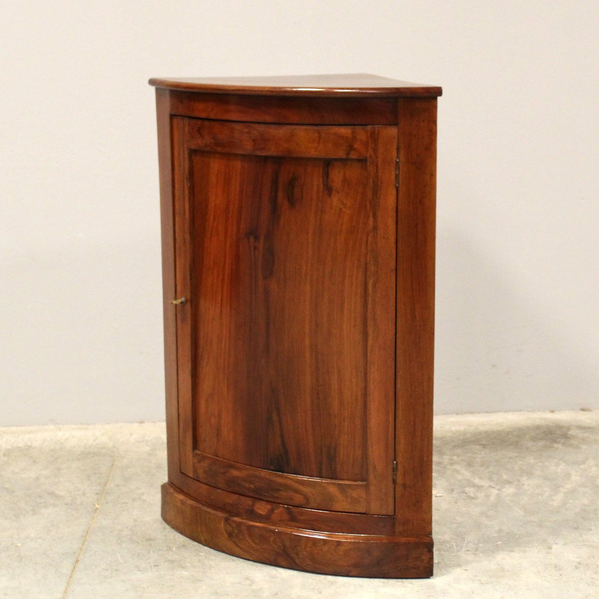 Ancien encoignure table de chevet d'époque Louis Philippe en noyer - Italie 19ème-photo-3