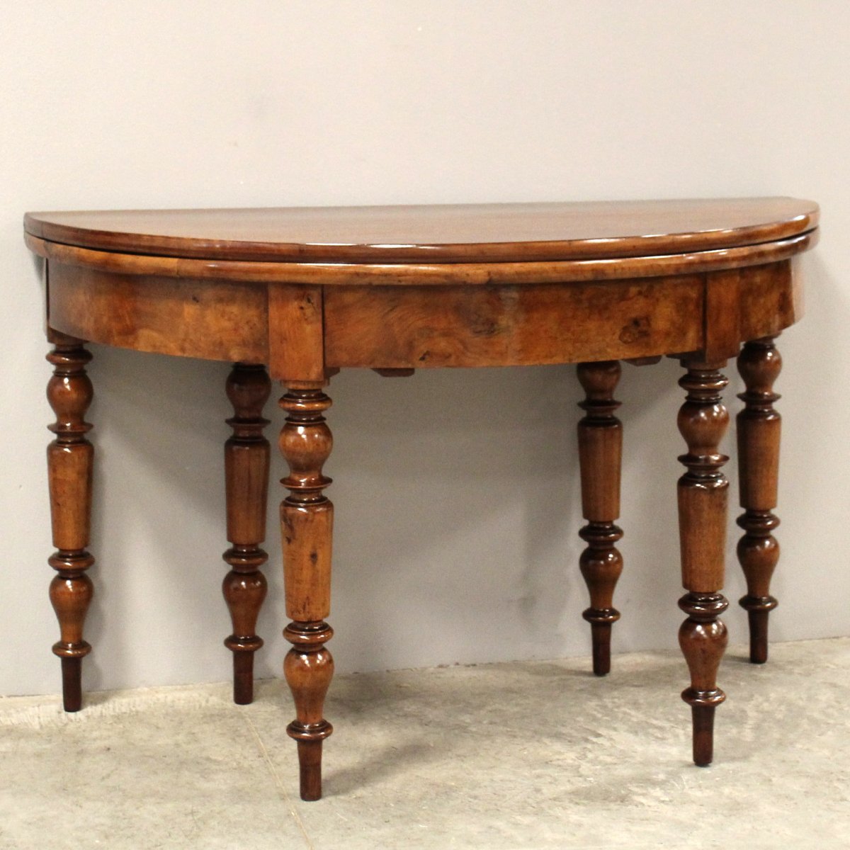 Ancien table console demi-lune d'époque Louis Philippe en noyer - 19ème 