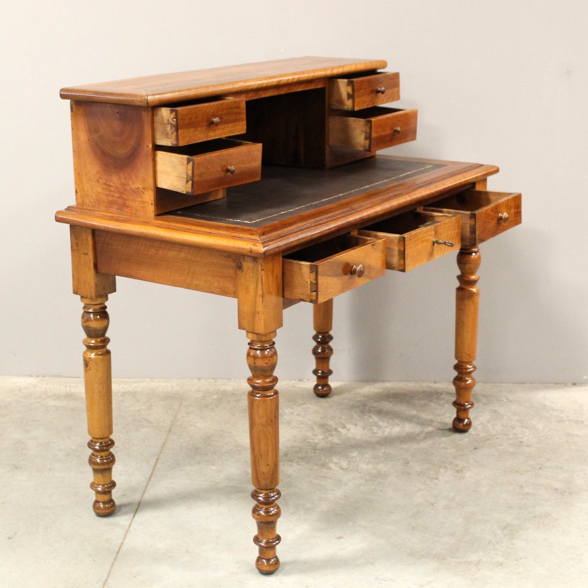 Ancien bureau table à écrire d'époque Louis Philippe en noyer - 19ème-photo-4
