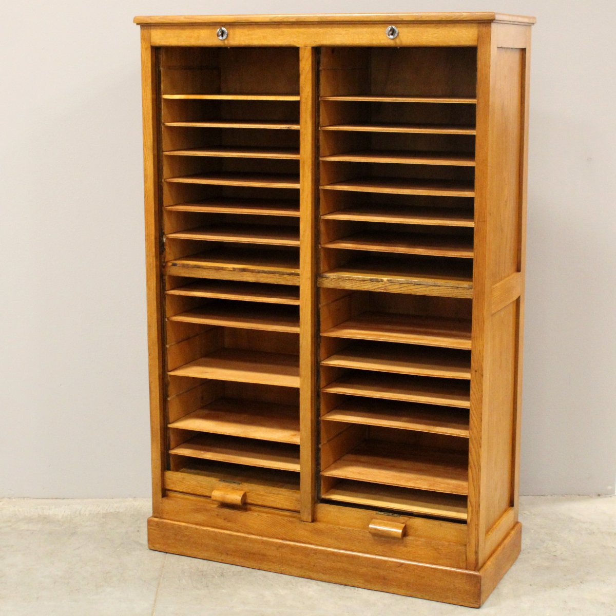 Antique Binder Rolling Curtain Filing Cabinet In Oak-photo-1