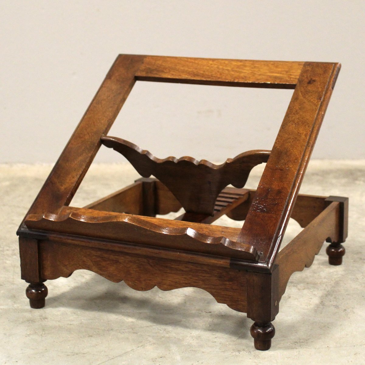 Ancien Lutrin de table Pupitre de livre en noyer - Italie 19ème