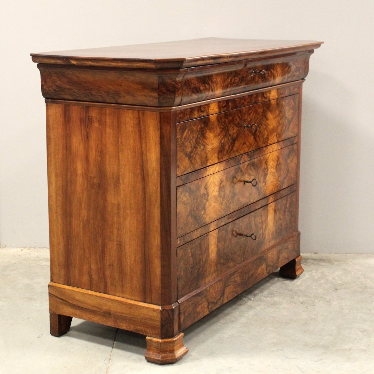 Antique Louis Philippe Dresser Chest Of Drawers In Walnut - 19th-photo-4
