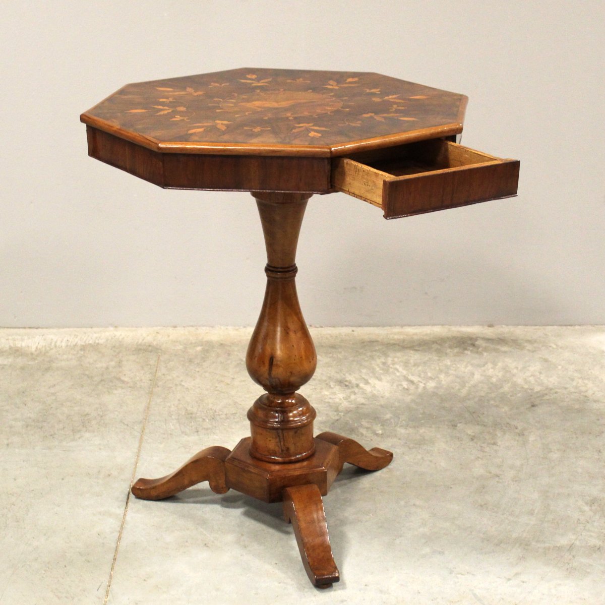 Antique Charles X Table In Walnut And Marquetry - Italy 19th-photo-1