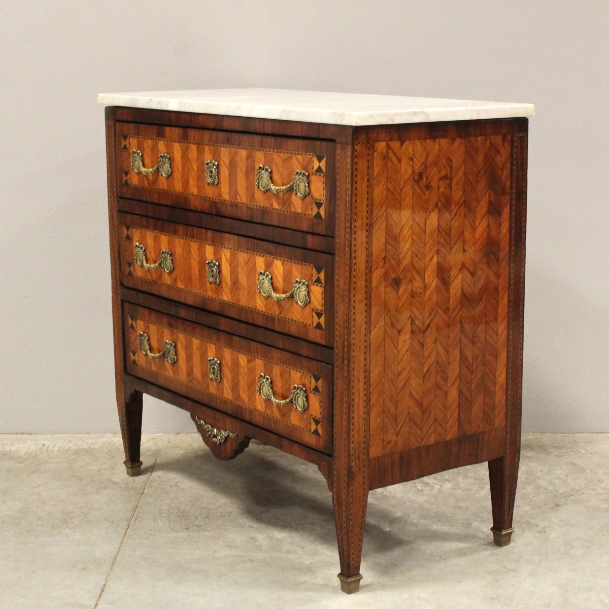 Ancien commode d'époque Louis XVI en marqueterie - 18ème-photo-4